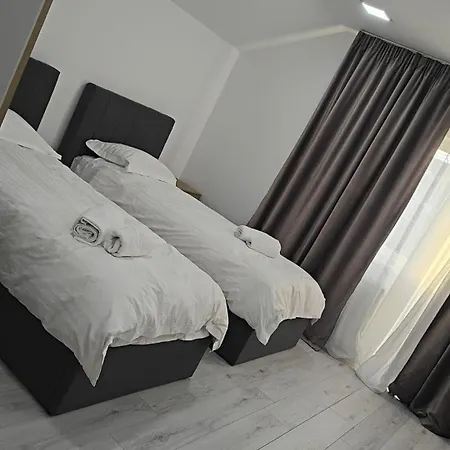 Danube House 3*